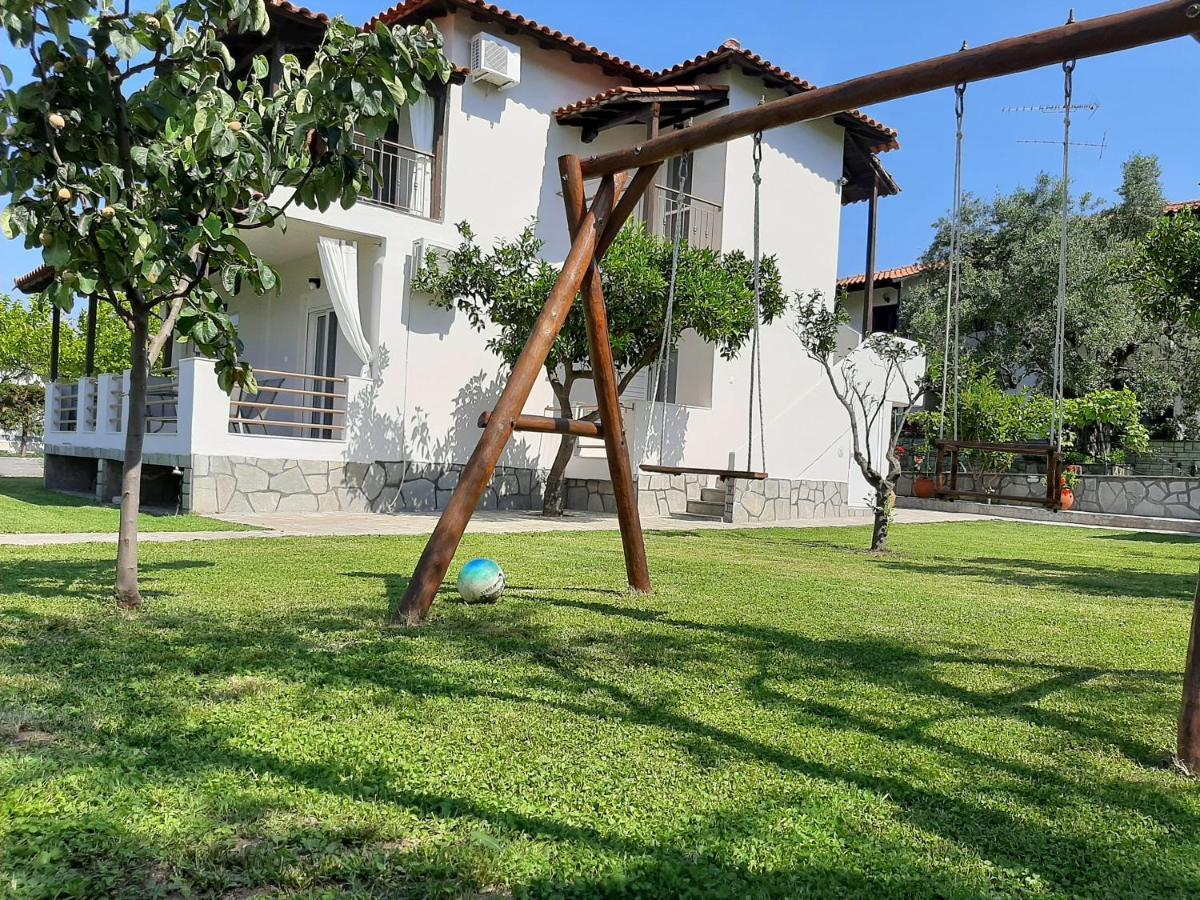 Latoura Studios Ormos Panagias Exterior foto